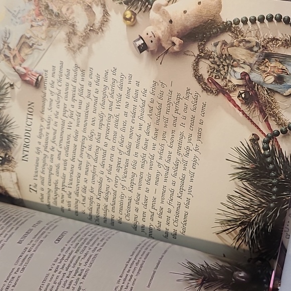 Victorian Christmas Keepsake Cross Stitch Pattern Book - Picture 5 of 16